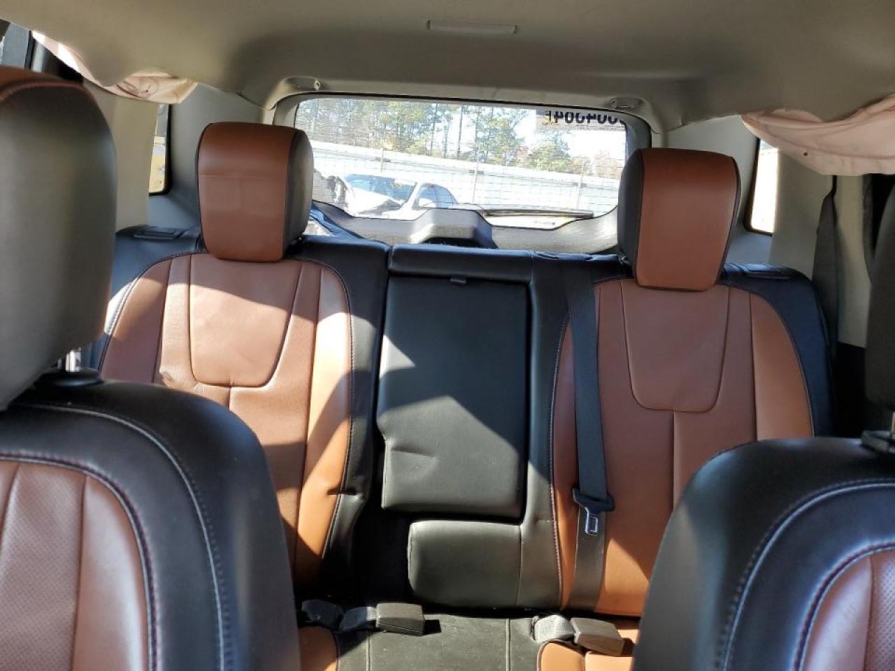 2016 GMC Terrain - Image 10
