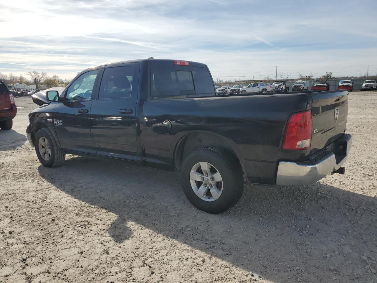 2019 RAM 1500 - Image 2