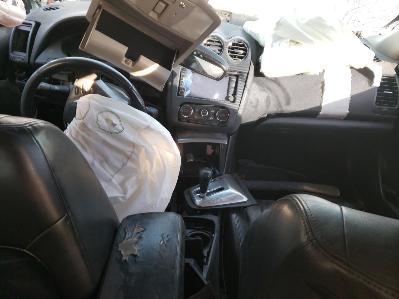 2012 Nissan Altima - Image 8