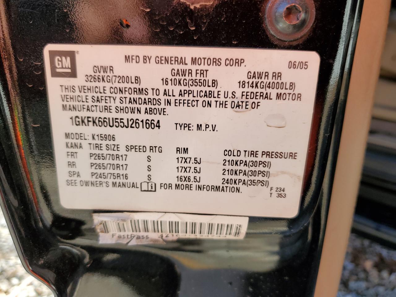2005 GMC Yukon Xl Denali VIN: 1GKFK66U55J261664 Lot: 81940574