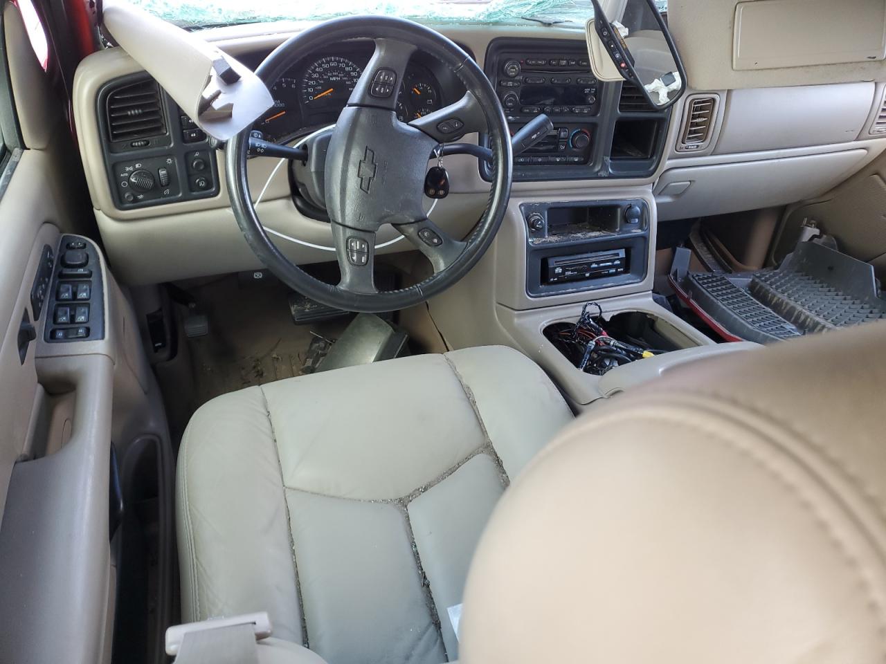 2005 Chevrolet Avalanche - Image 8