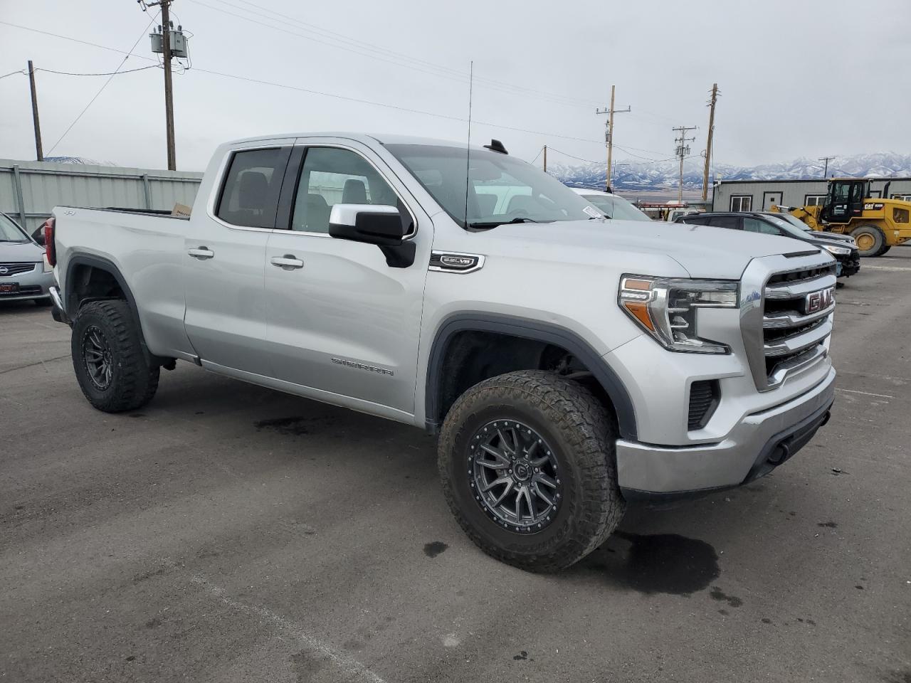 VIN 1GTR9BED9KZ302468 2019 GMC SIERRA no.4