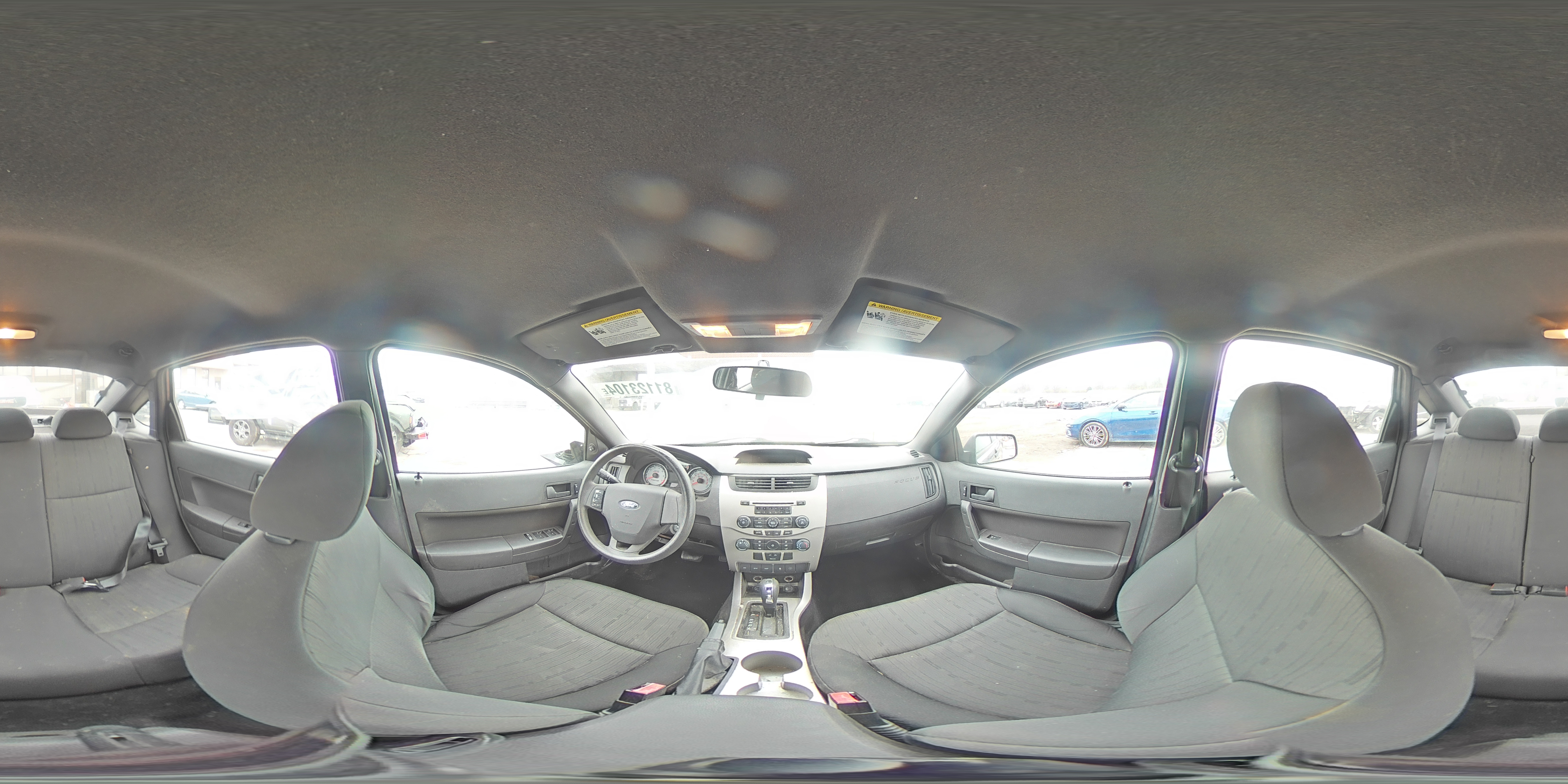 2010 Ford Focus - Image 12