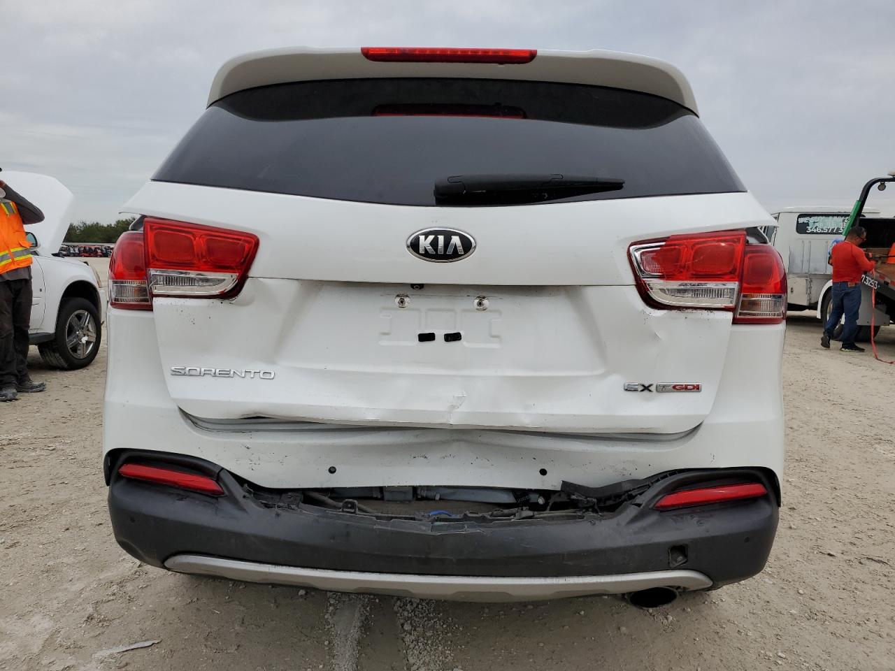 2017 Kia Sorento Ex VIN: 5XYPH4A15HG272166 Lot: 80000274