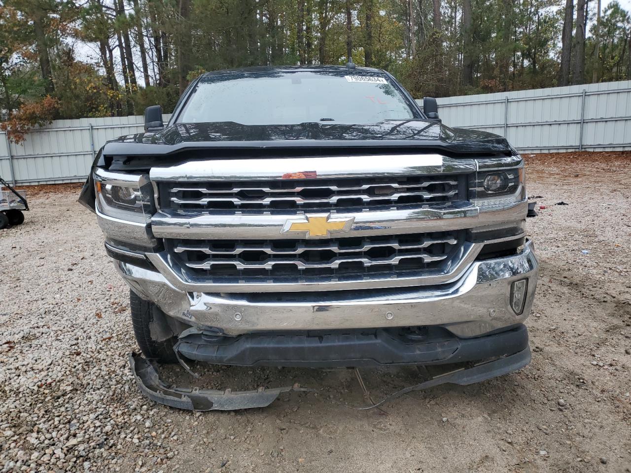2018 Chevrolet Silverado - Image 5