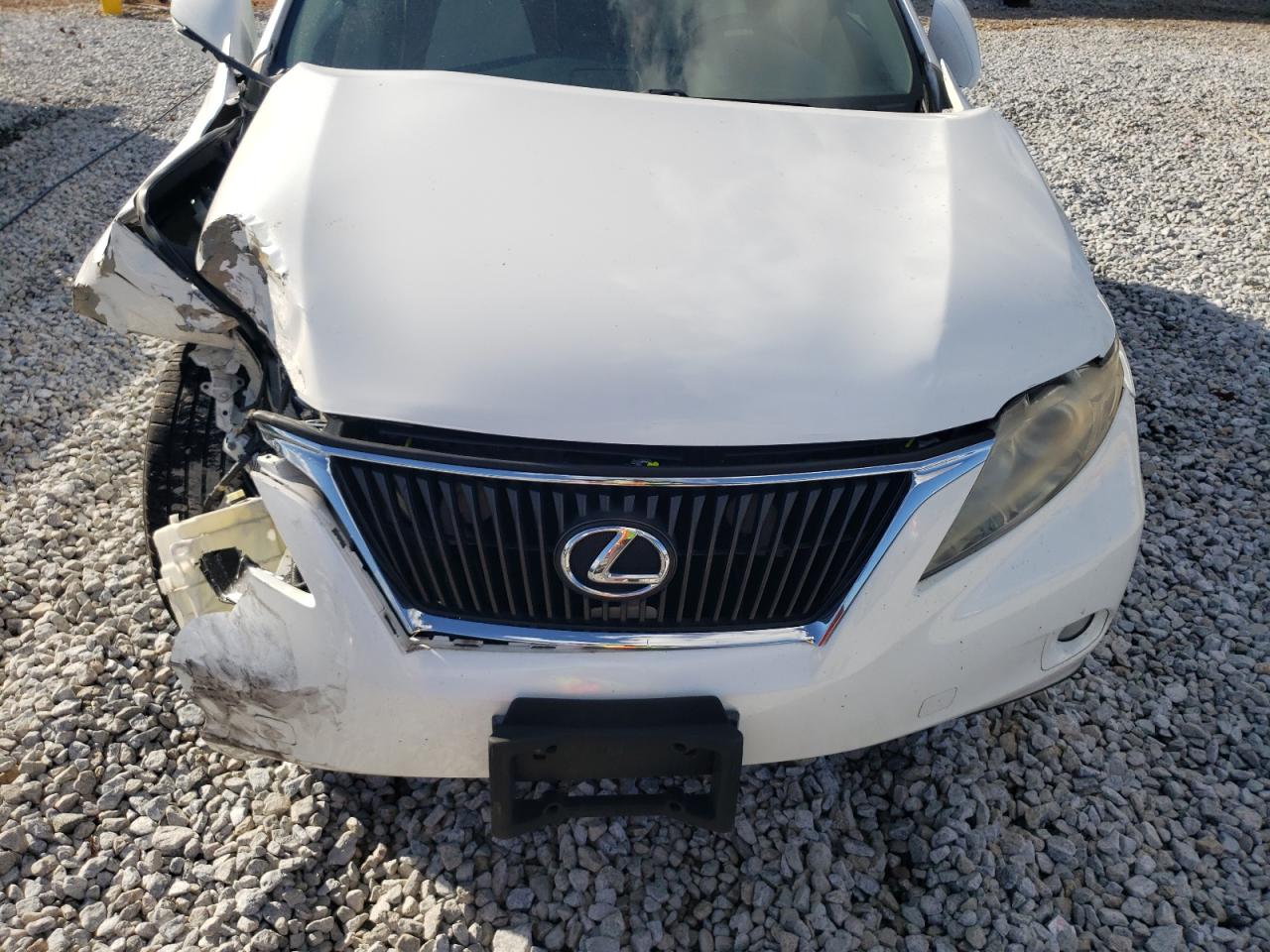2010 Lexus RX - Image 12