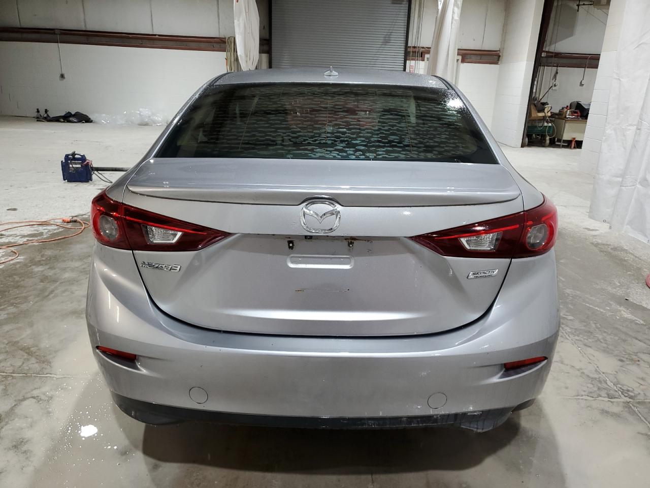 2015 Mazda 3 - Image 6