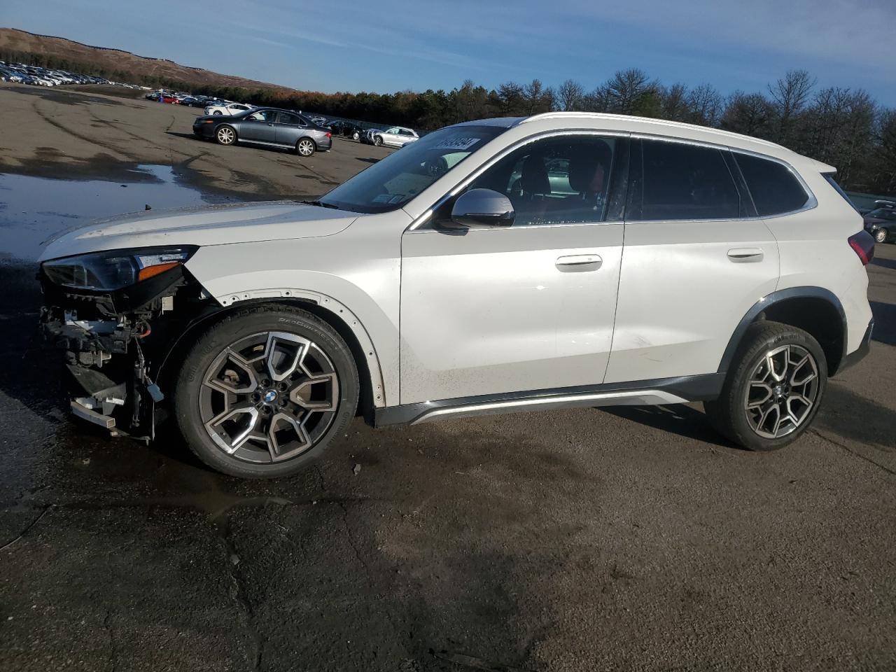 2023 BMW X1 - Image 1