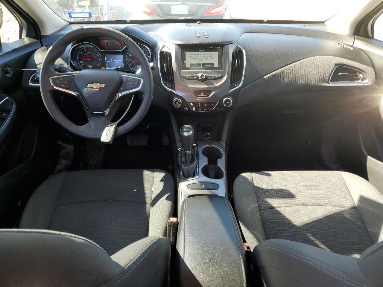 2016 Chevrolet Cruze - Image 8