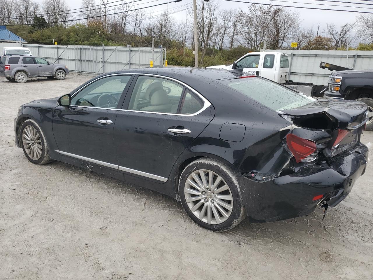 2017 Lexus LS - Image 2