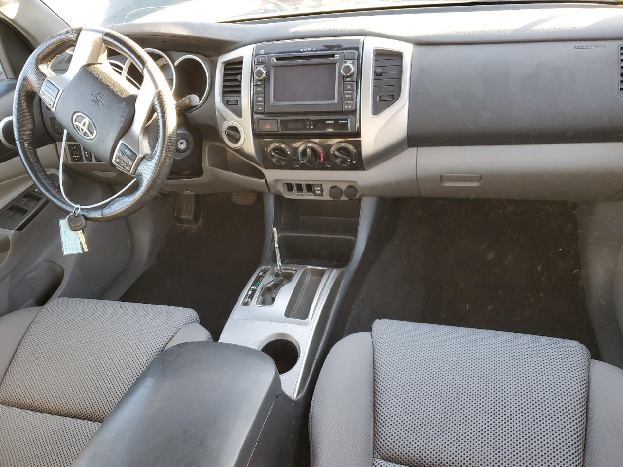 2013 Toyota Tacoma - Image 8