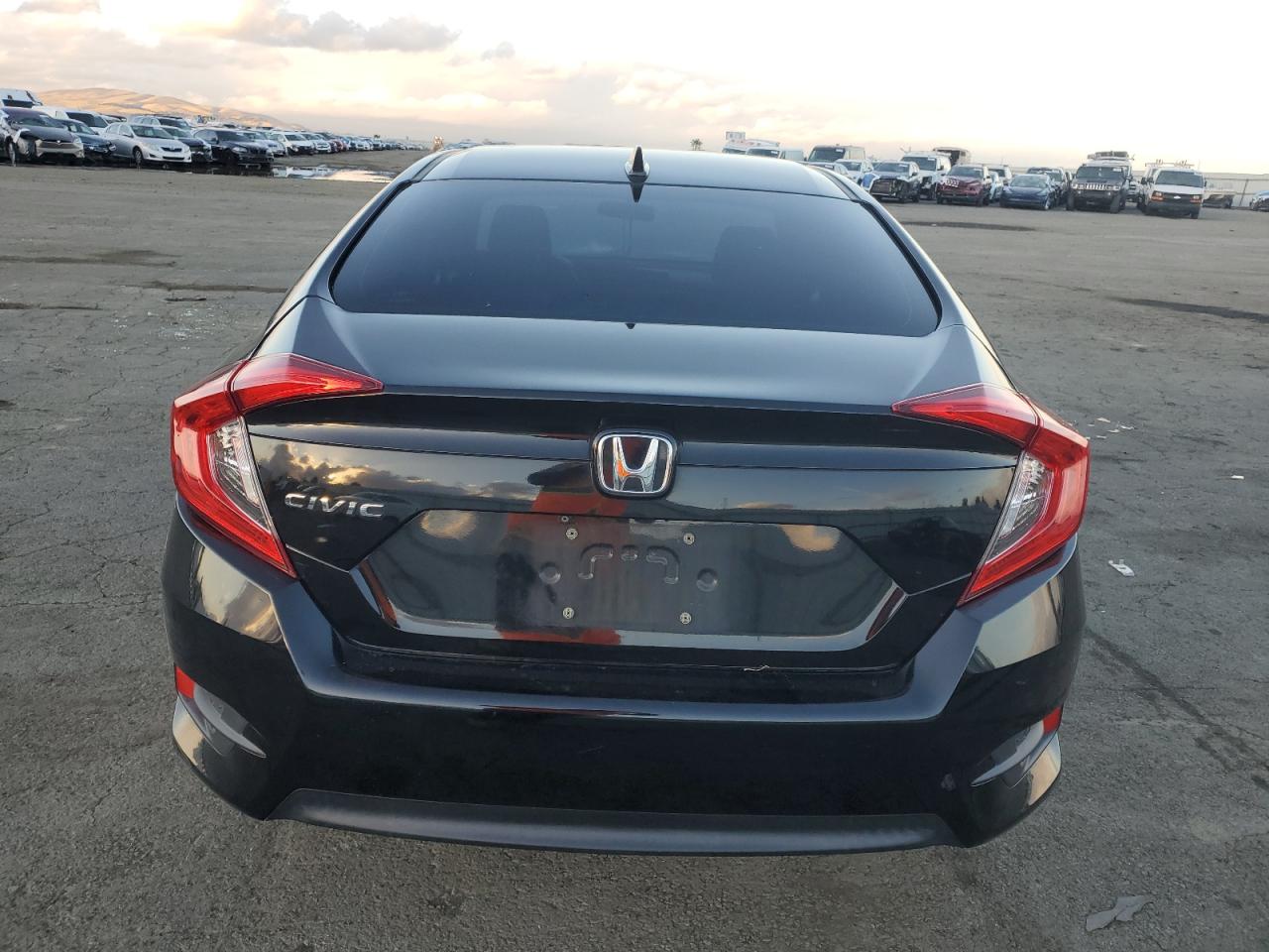 2018 Honda Civic Ex VIN: 2HGFC2F79JH528118 Lot: 80893034