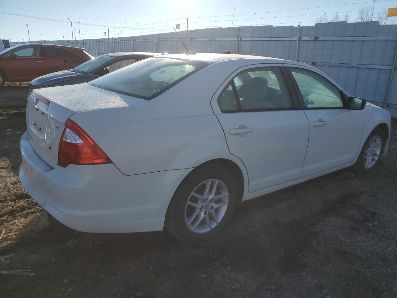 2010 Ford Fusion - Image 3
