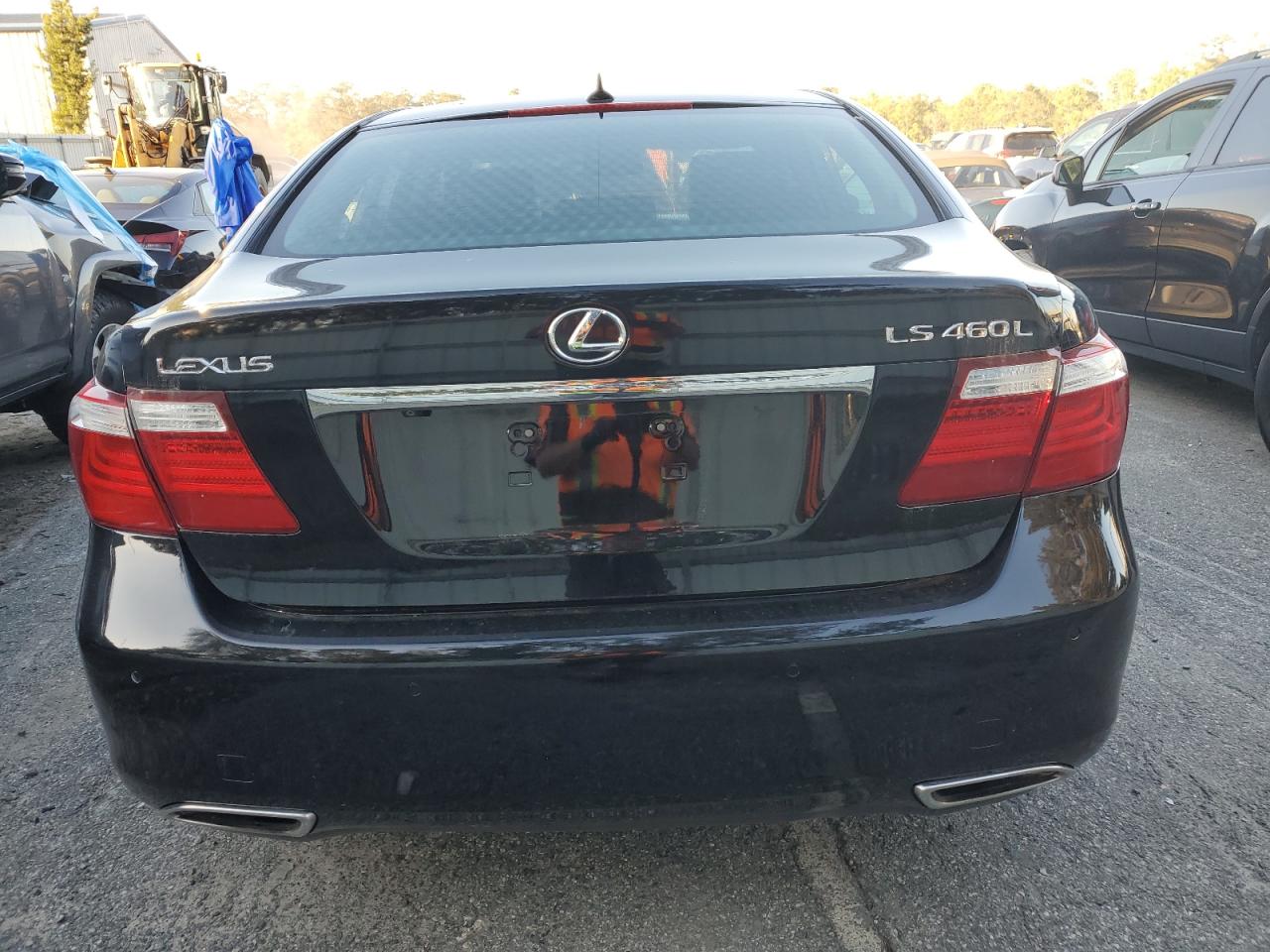 2008 Lexus LS - Image 6