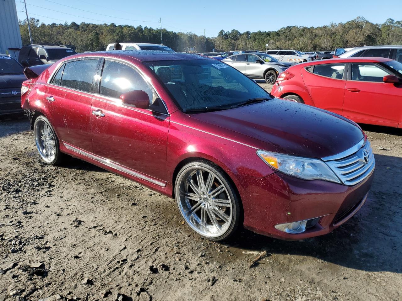 2011 Toyota Avalon - Image 4