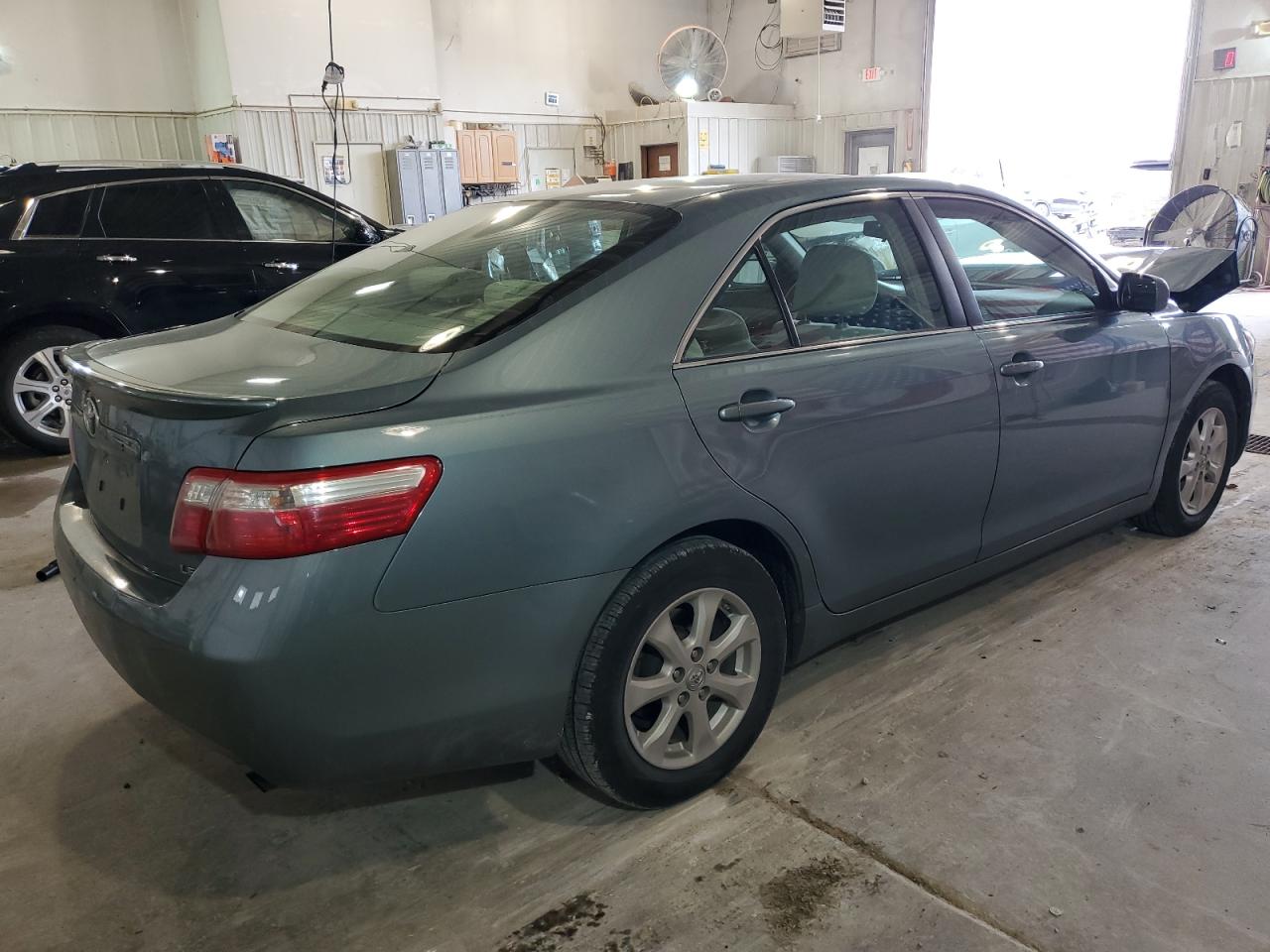 2009 Toyota Camry - Image 3
