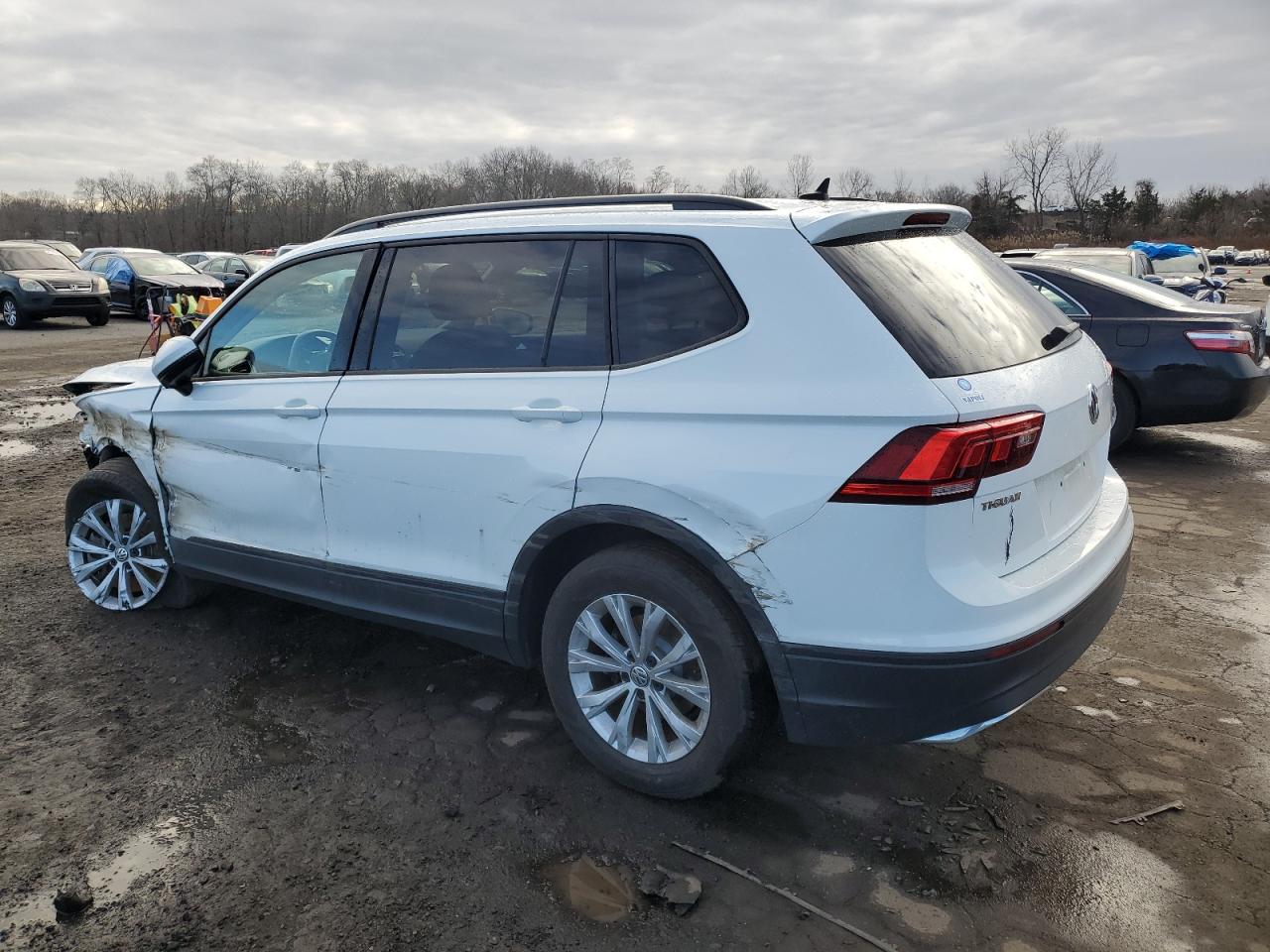 VIN 3VV0B7AX1LM057681 2020 VOLKSWAGEN TIGUAN no.2