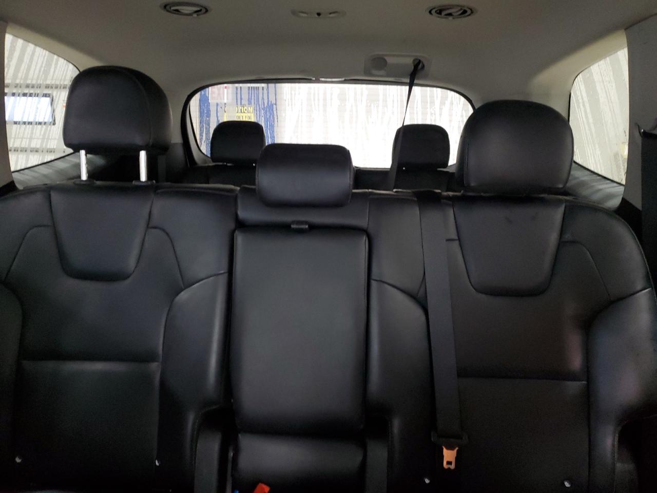 2021 Kia Telluride - Image 10