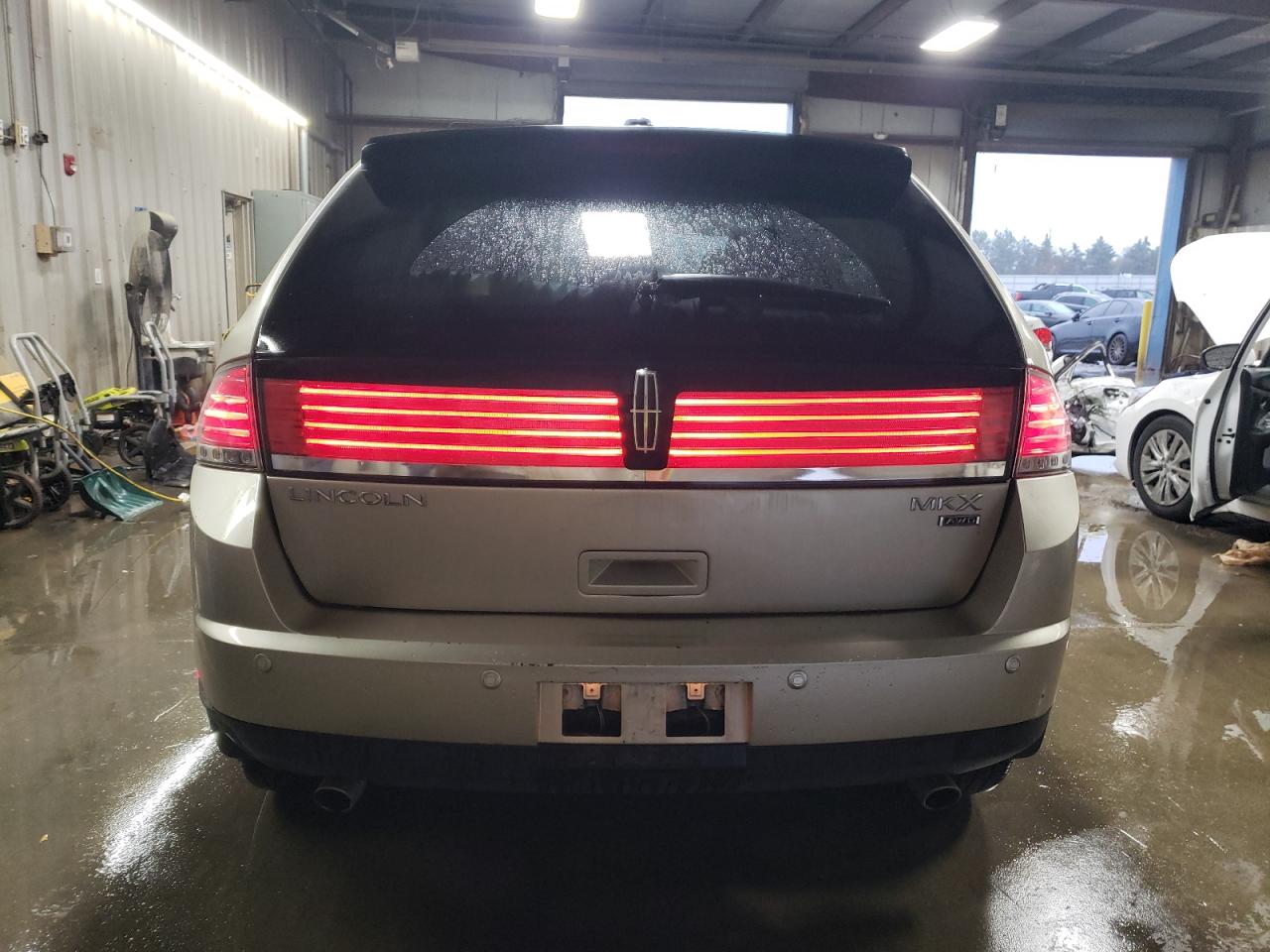 2010 Lincoln Mkx VIN: 2LMDJ8JC8ABJ07335 Lot: 79065494