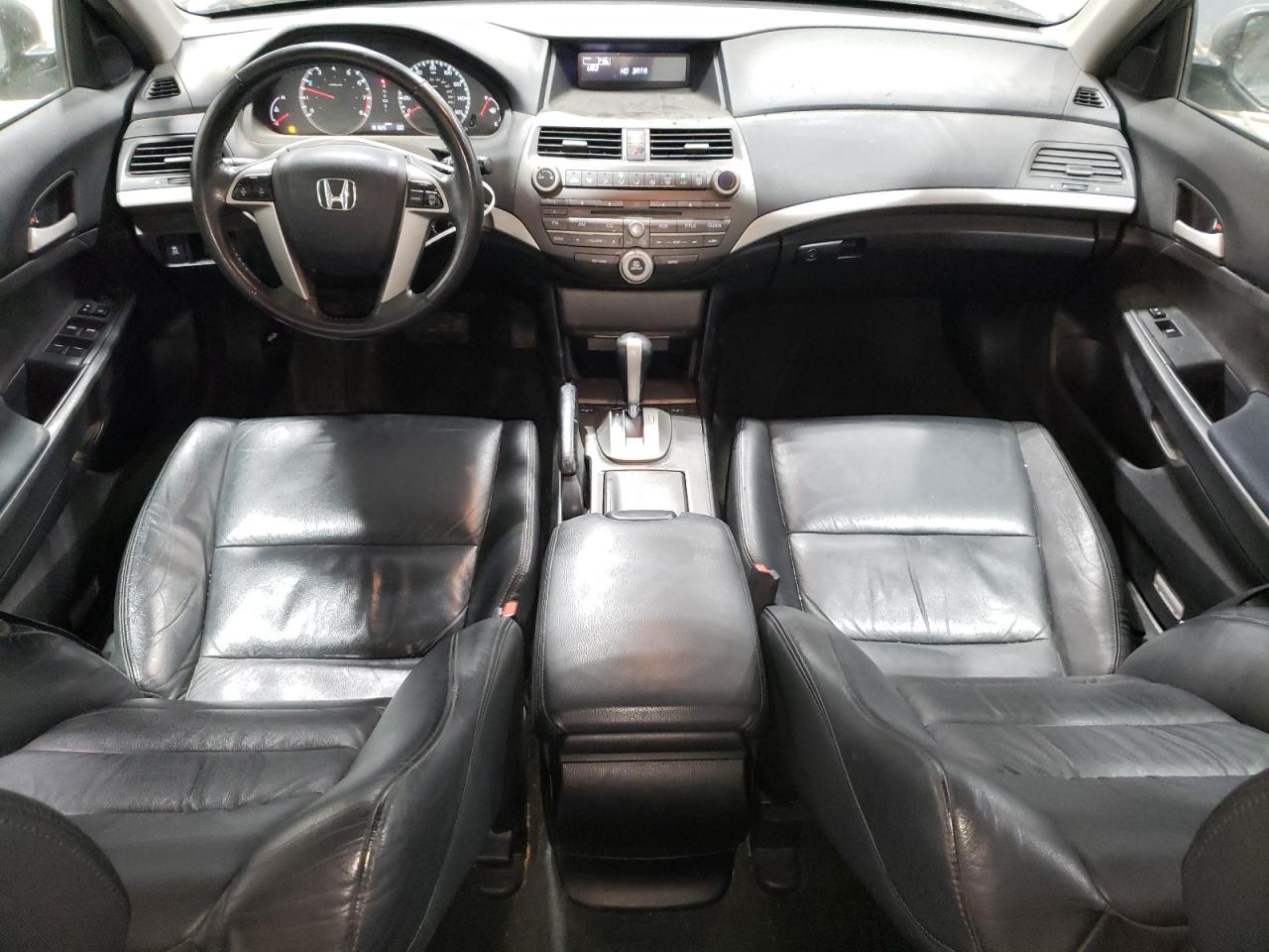 2012 Honda Accord - Image 8