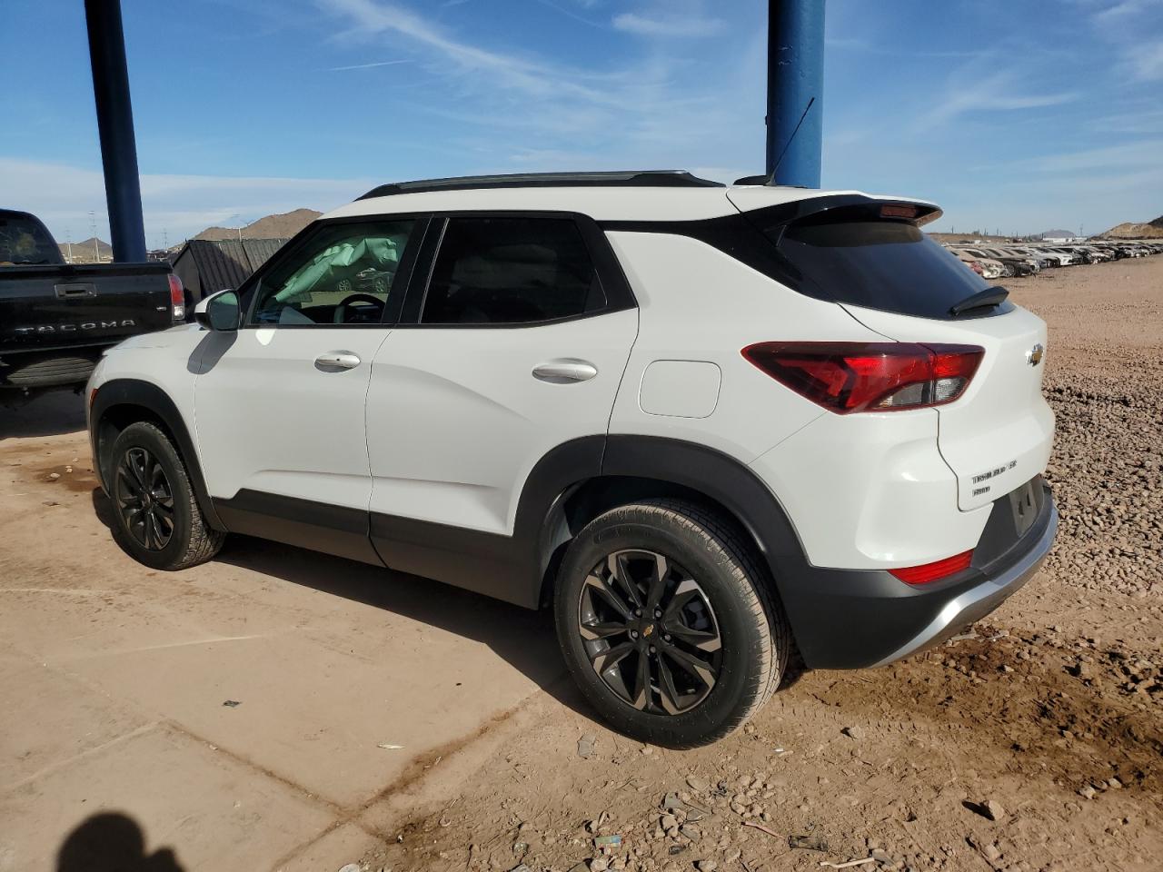 2021 Chevrolet TrailBlazer - Image 2