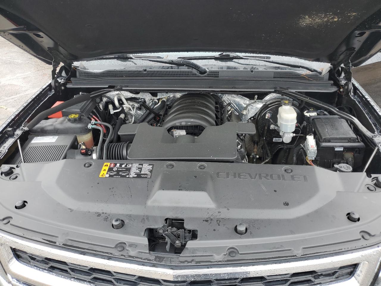2018 Chevrolet Suburban - Image 8