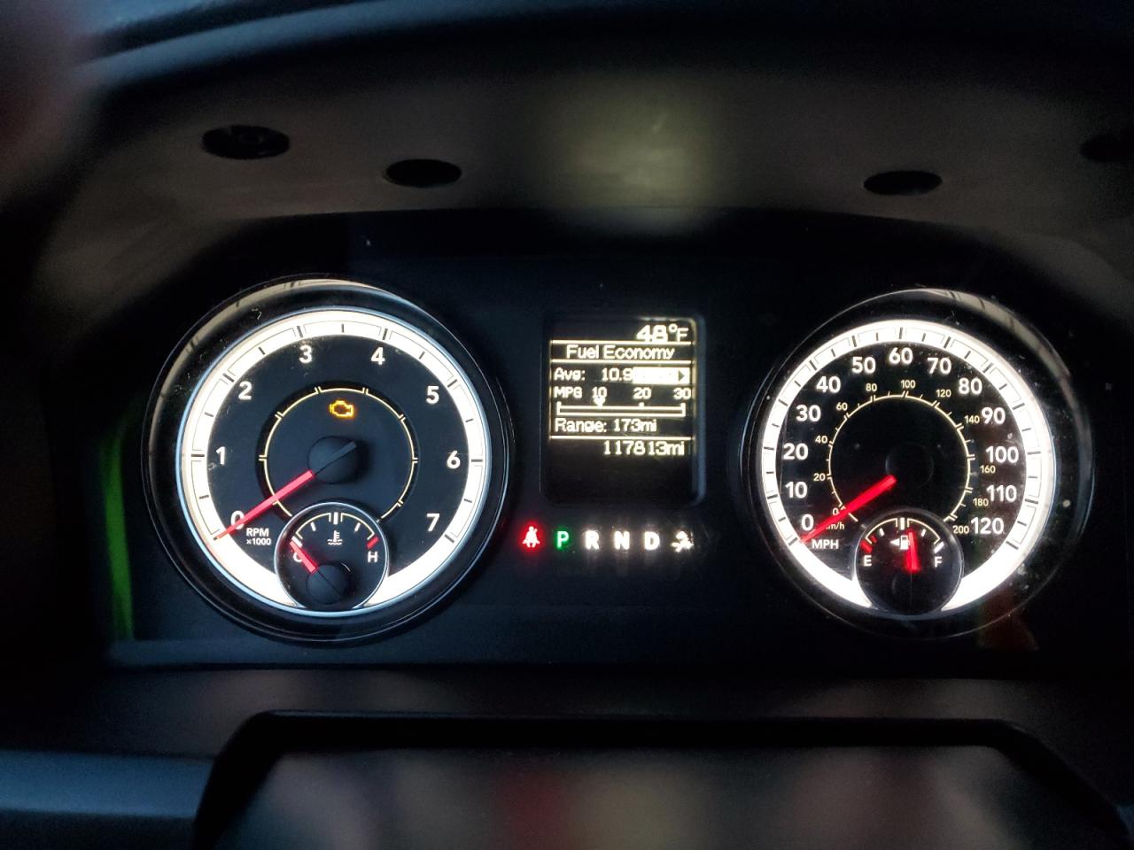 2018 RAM 2500 - Image 9
