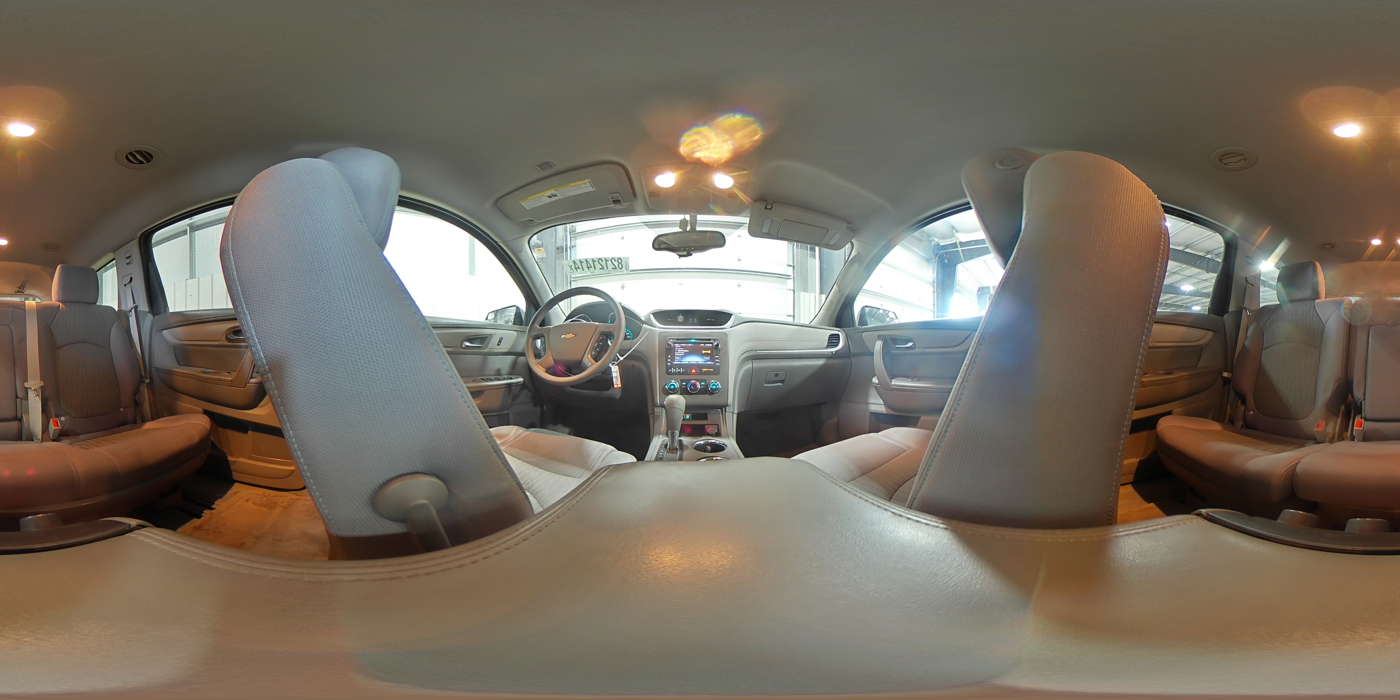 2014 Chevrolet Traverse - Image 16