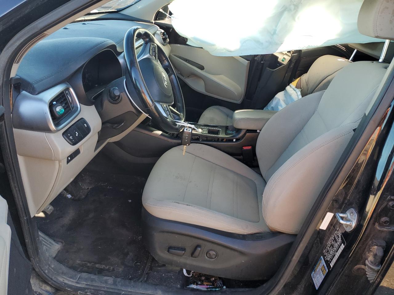 2019 Kia Sorento - Image 7