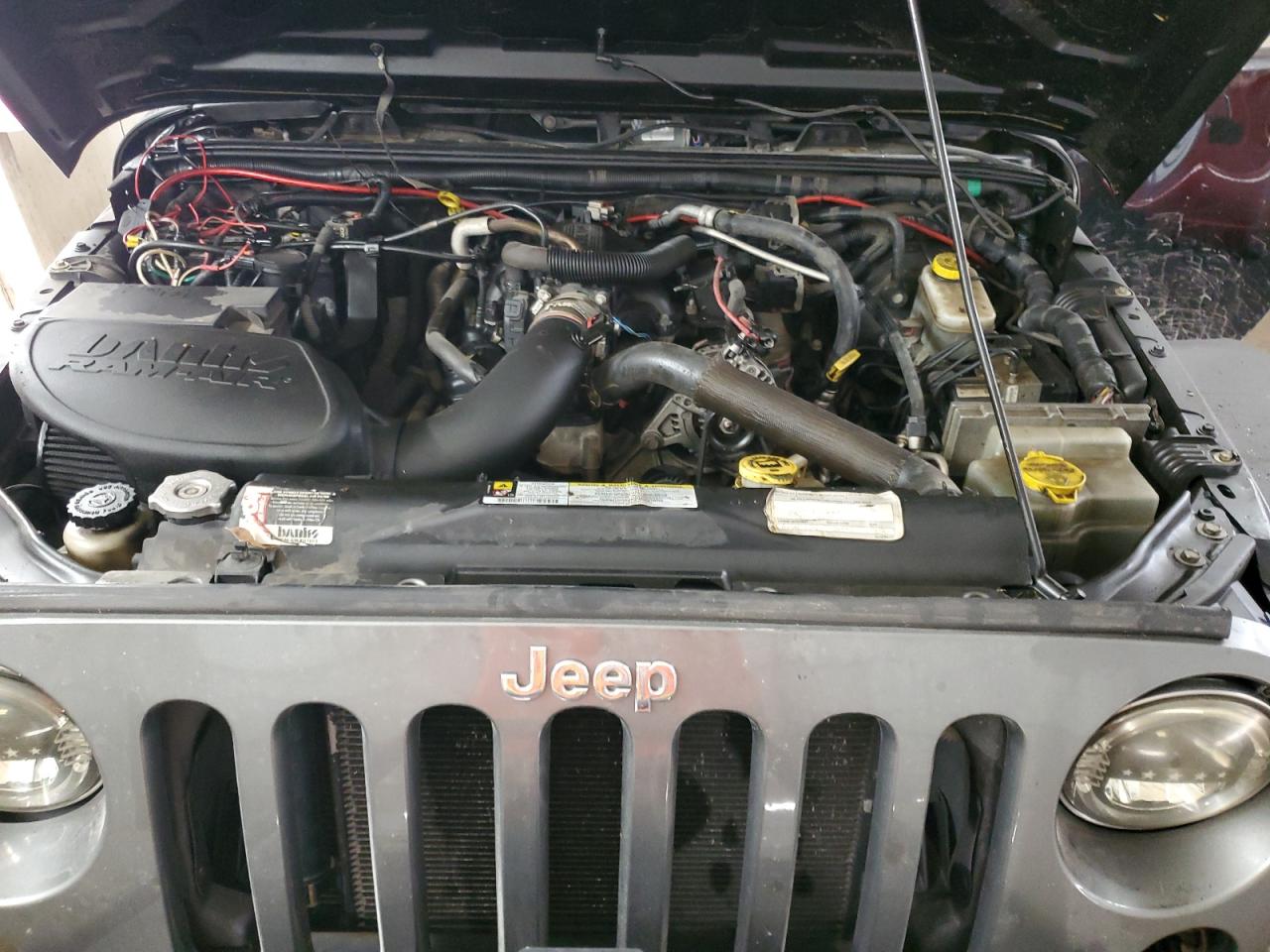 2010 Jeep Wrangler - Image 11