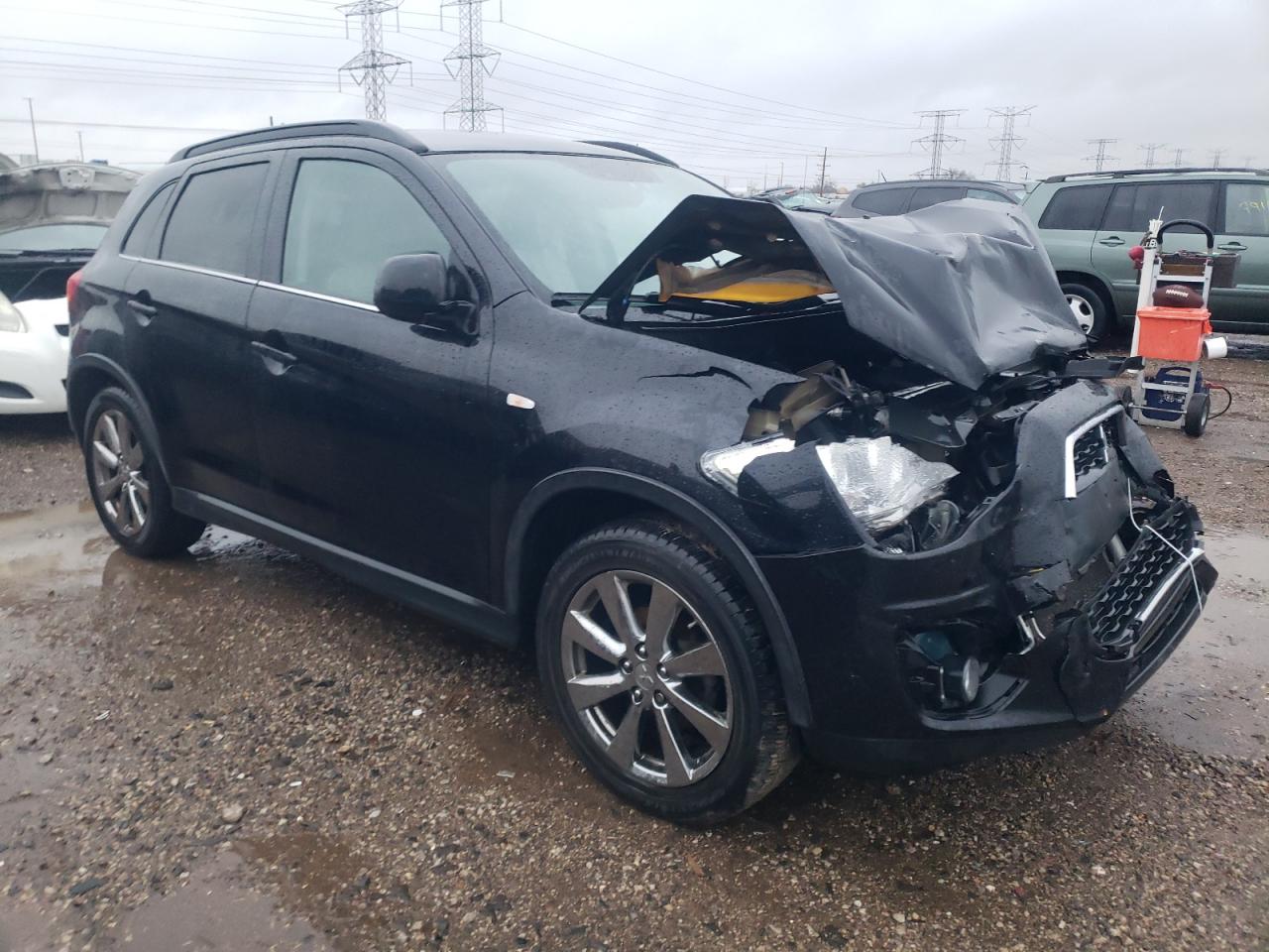 2013 Mitsubishi Outlander - Image 4