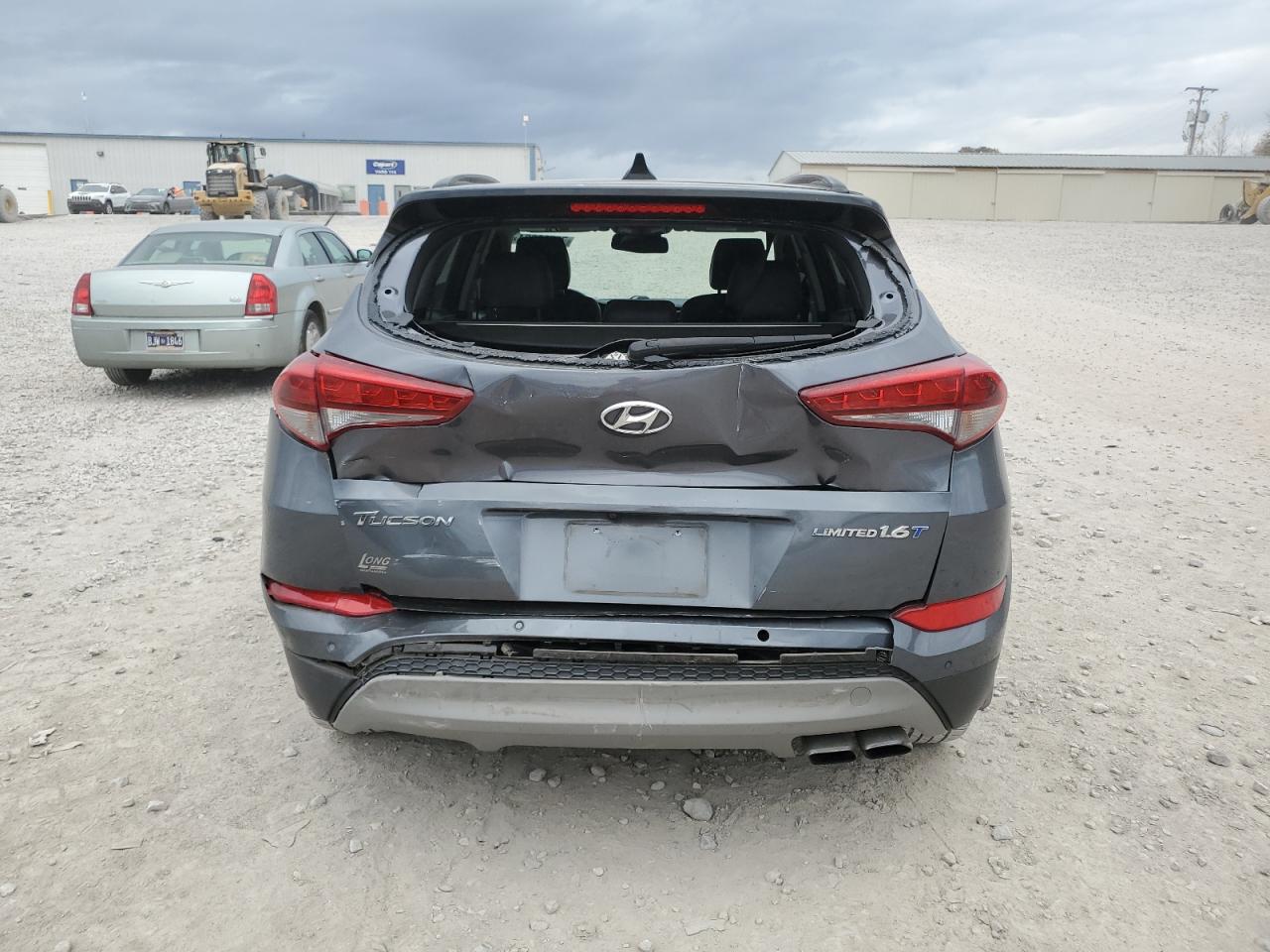 2018 Hyundai Tucson Value VIN: KM8J33A20JU621175 Lot: 79798304