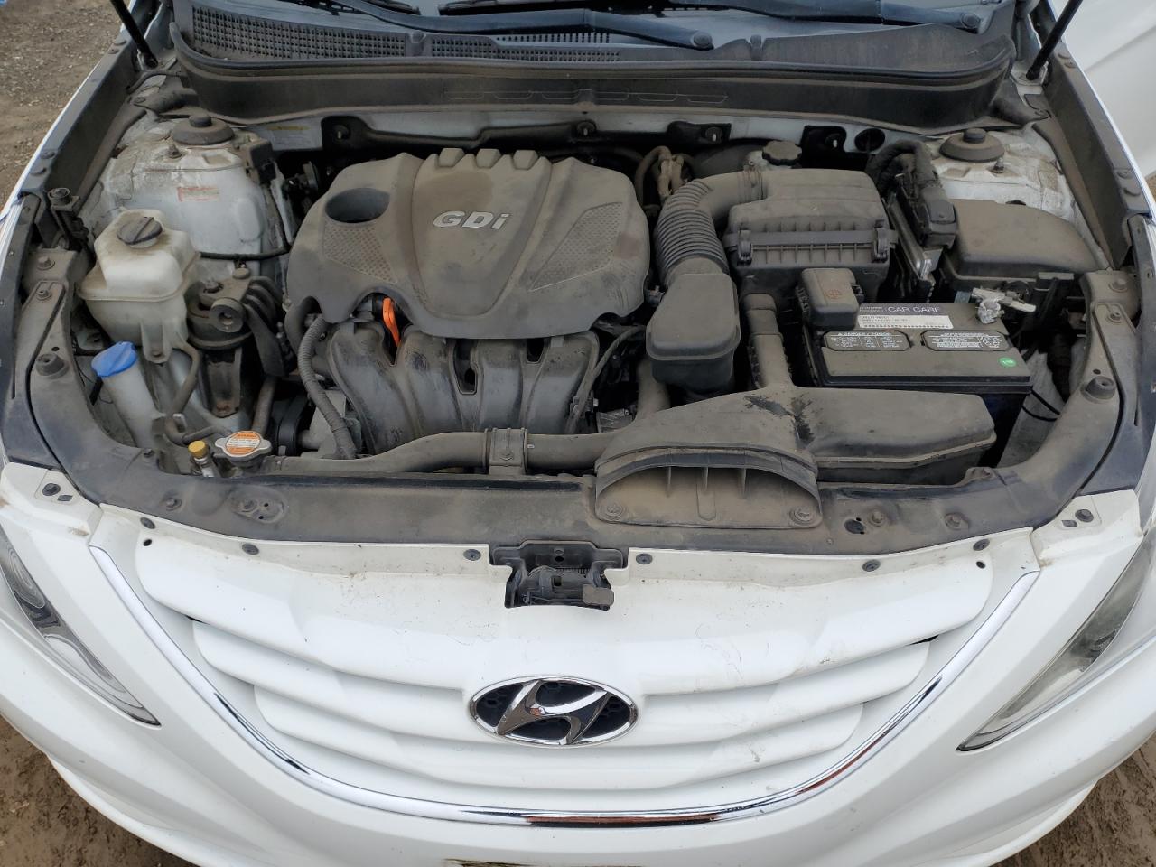 2012 Hyundai Sonata - Image 11