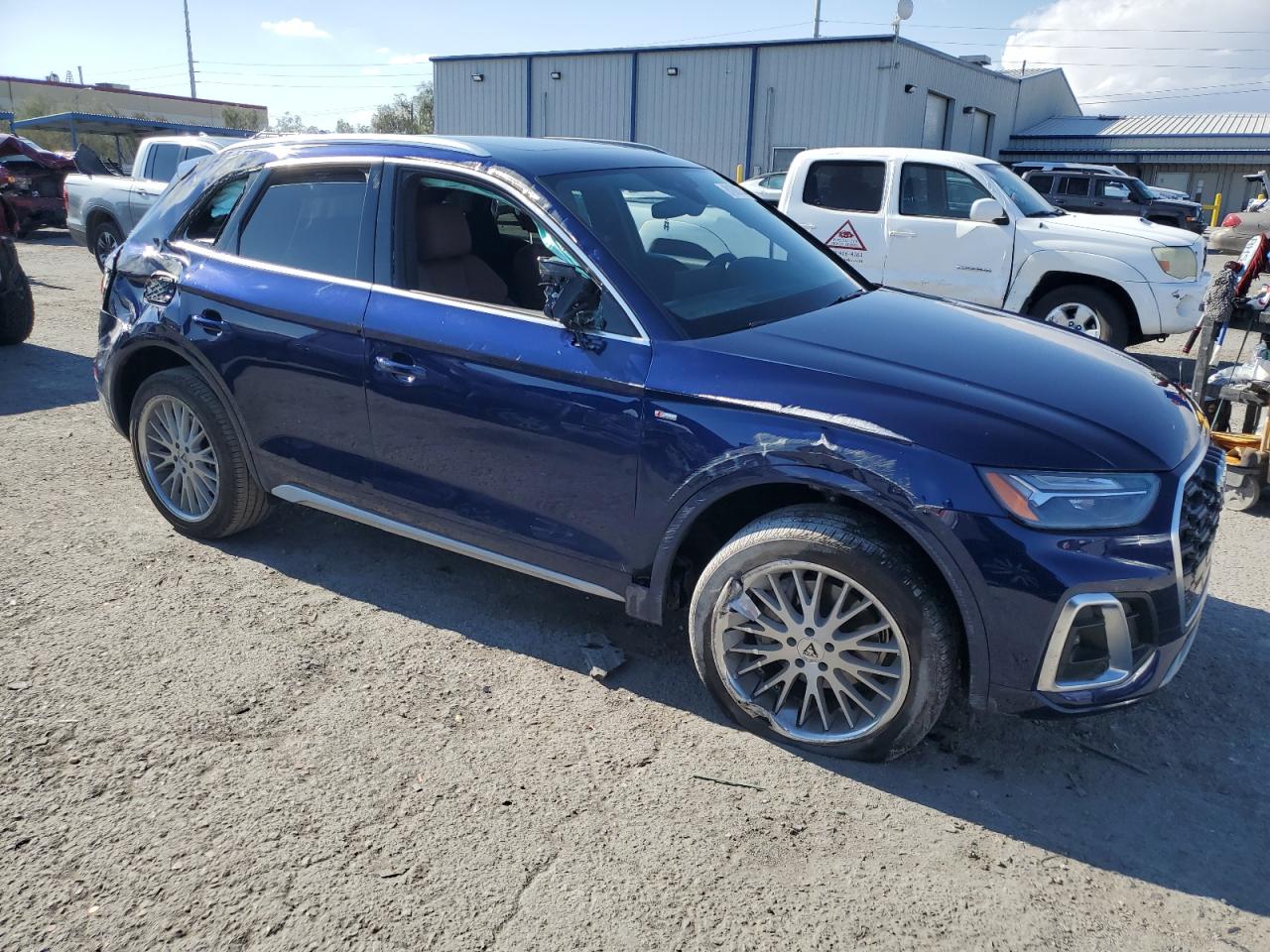 VIN WA1EAAFY4N2041128 2022 AUDI Q5 no.4