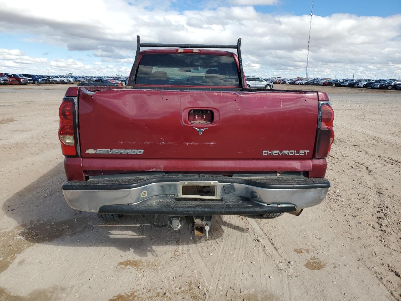 2005 Chevrolet Silverado C2500 Heavy Duty VIN: 1GCHC29U35E298372 Lot: 80112314