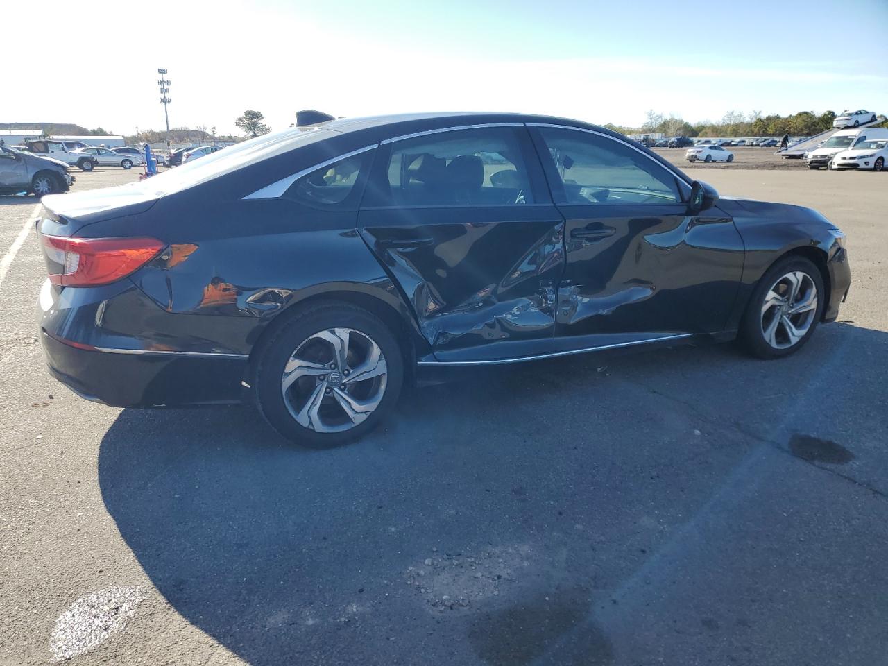 2019 Honda Accord Ex VIN: 1HGCV1F47KA092897 Lot: 81424024