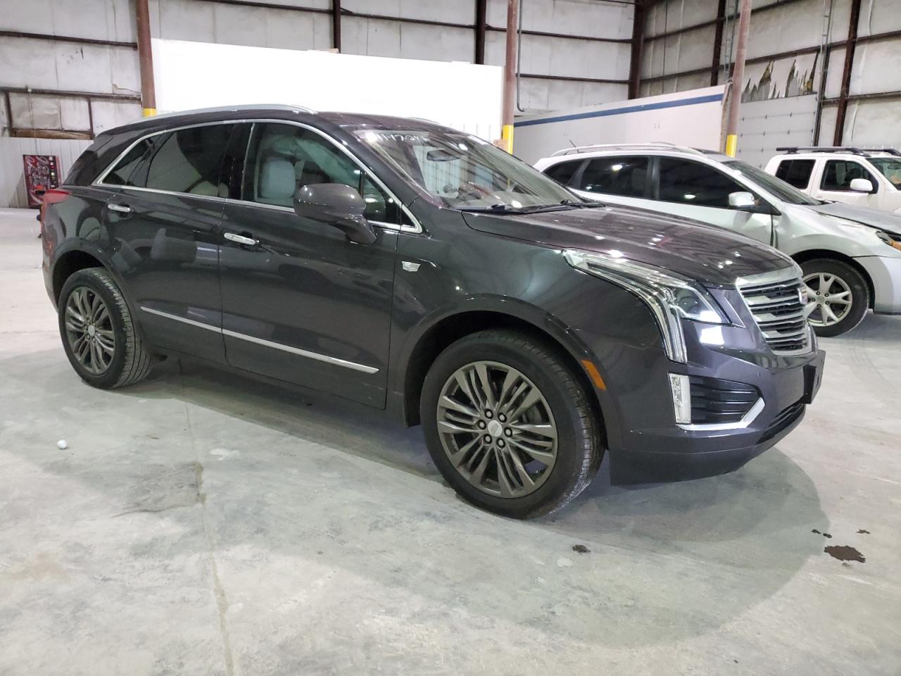 2017 Cadillac XT5 - Image 4