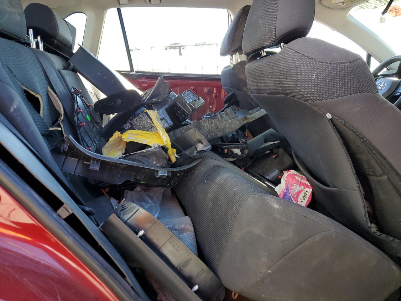2019 Toyota RAV 4 - Image 10
