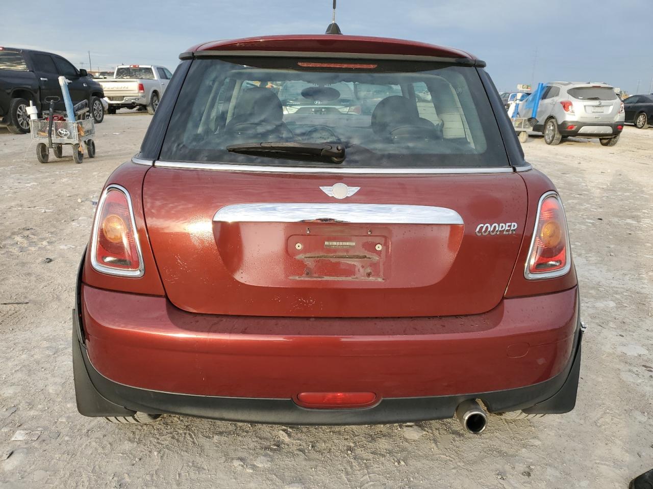 2008 Mini Cooper VIN: WMWMF33538TU65999 Lot: 82777674