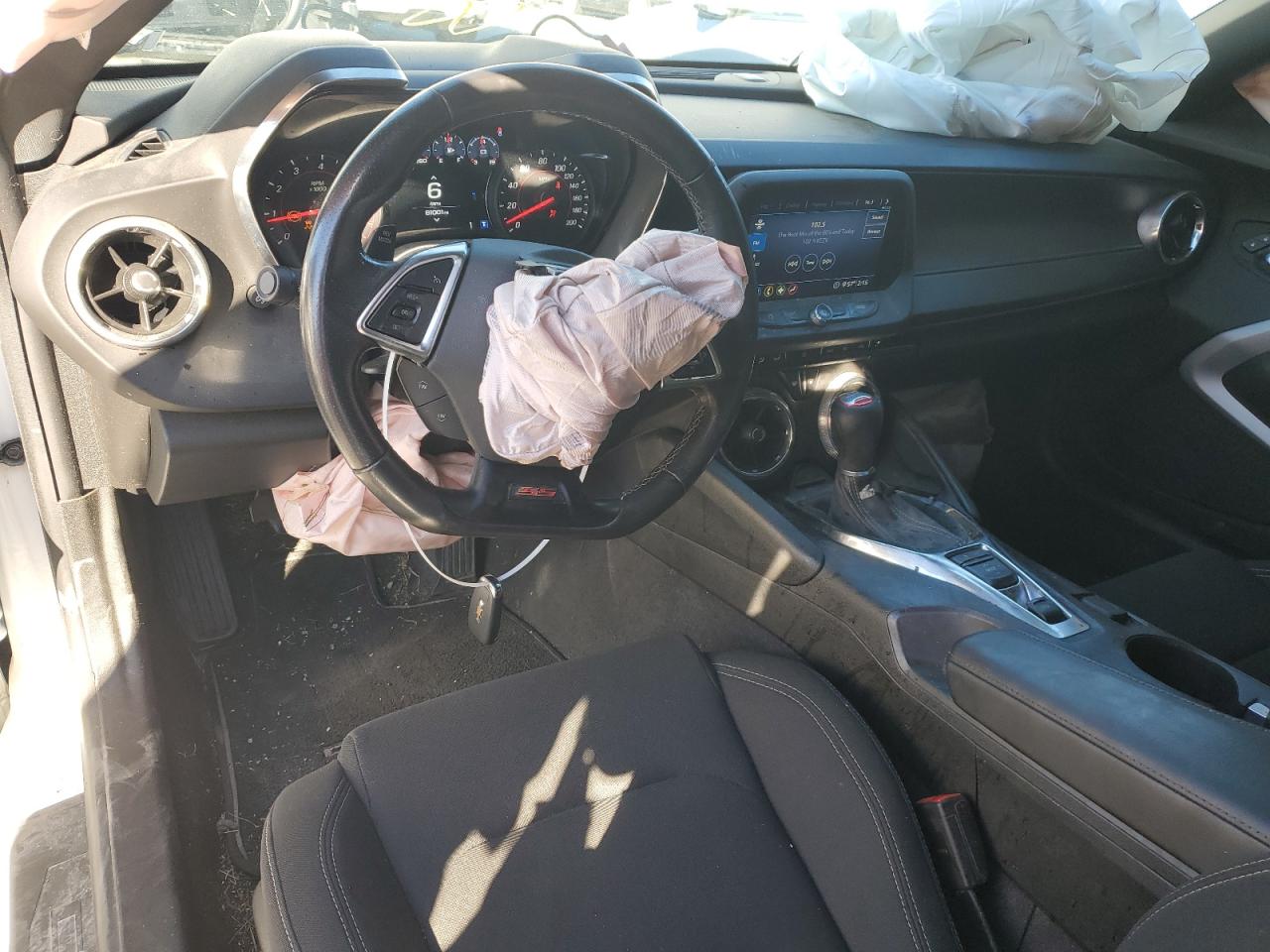 2020 Chevrolet Camaro - Image 8