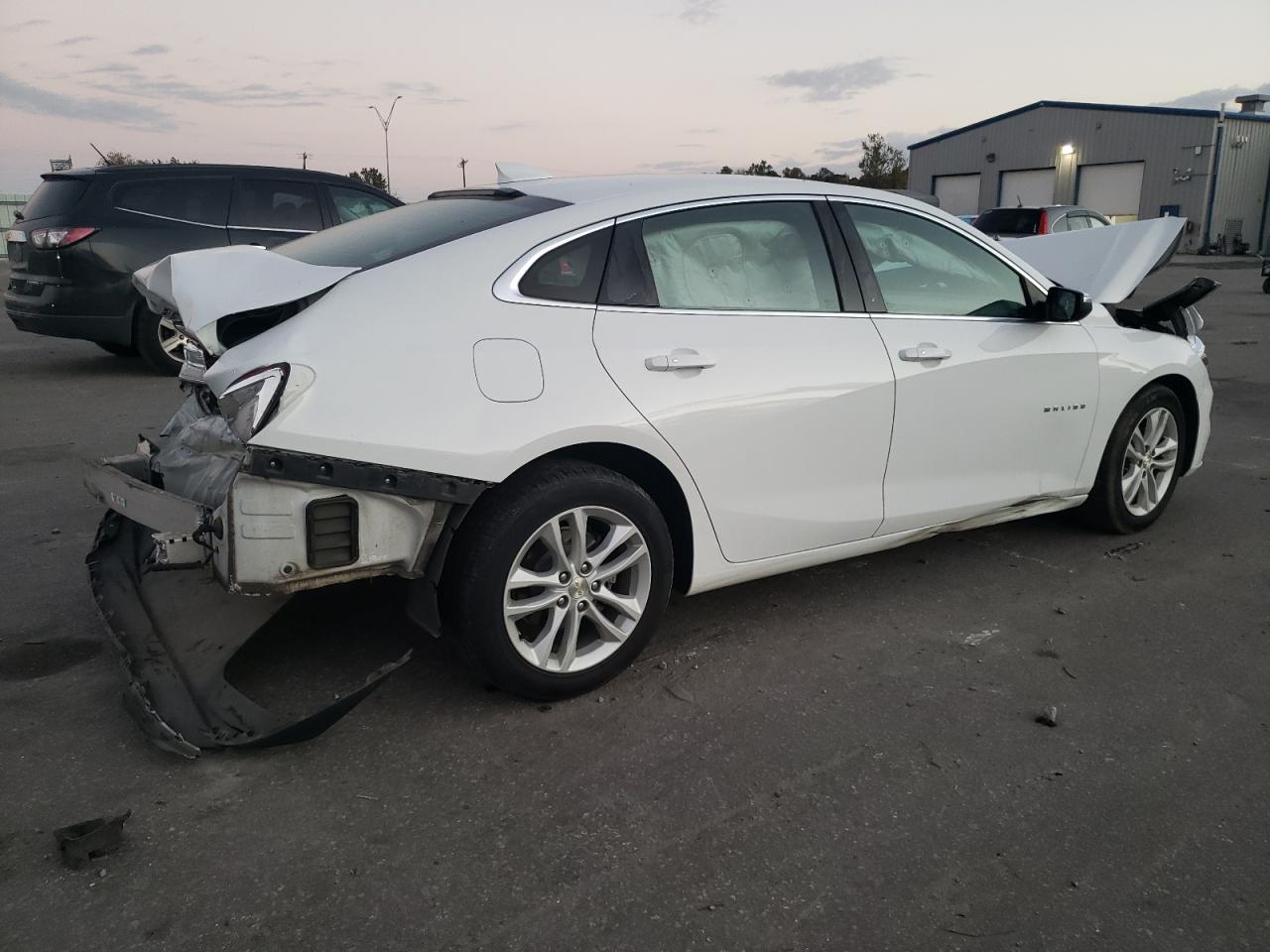 2018 Chevrolet Malibu - Image 3