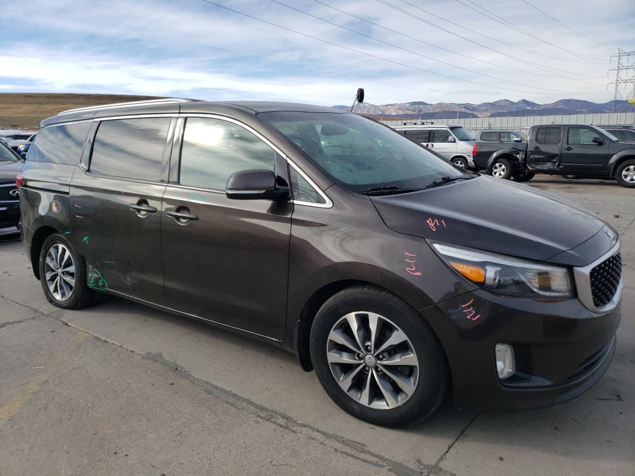 2016 Kia Sedona - Image 4
