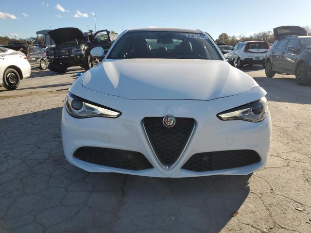  ALFA ROMEO GIULIA 2020 Білий