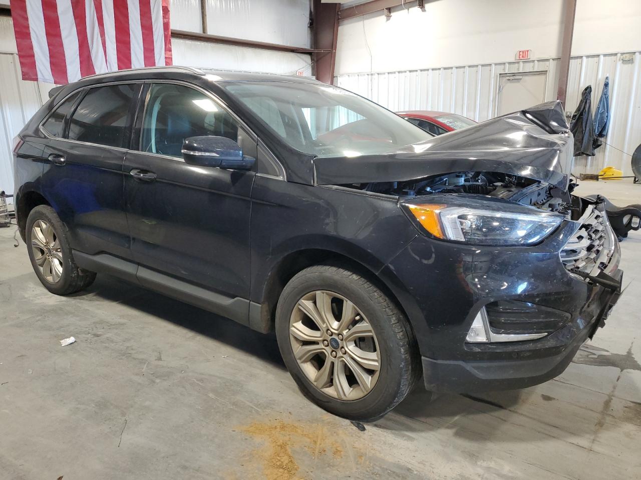 2022 Ford Edge - Image 4