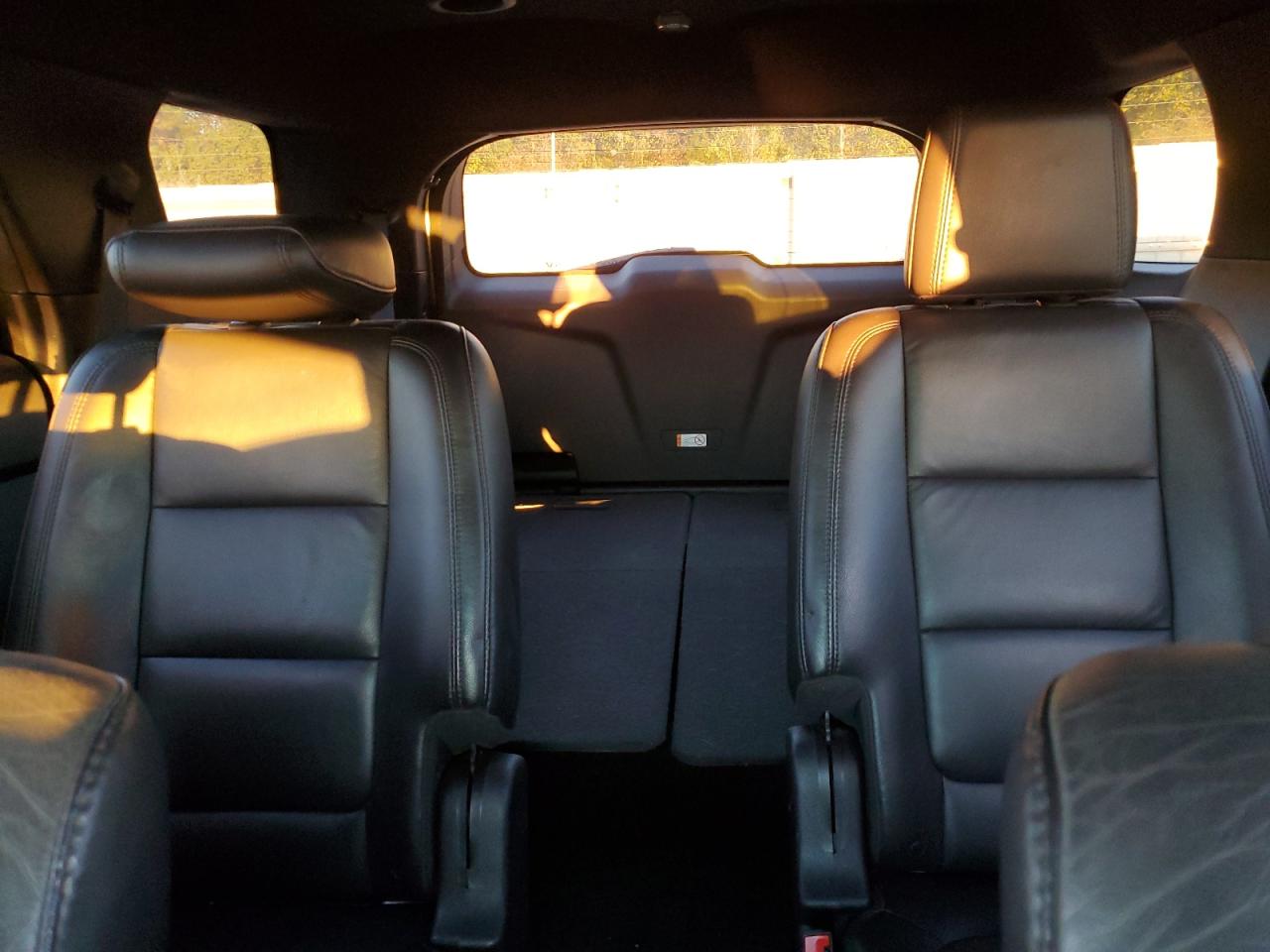 2014 Ford Explorer - Image 10