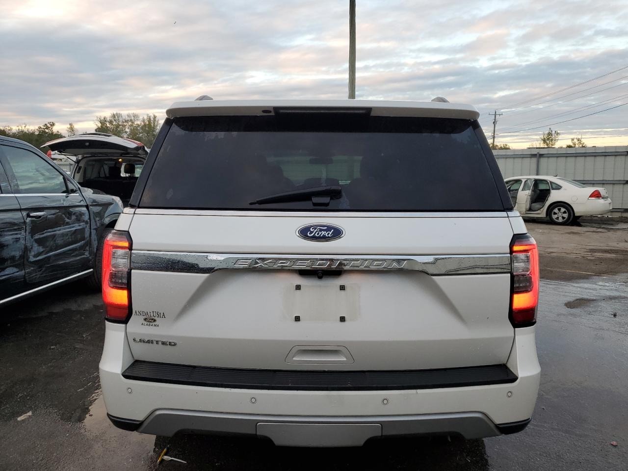 VIN 1FMJU1KT5KEA67359 2019 FORD EXPEDITION no.6