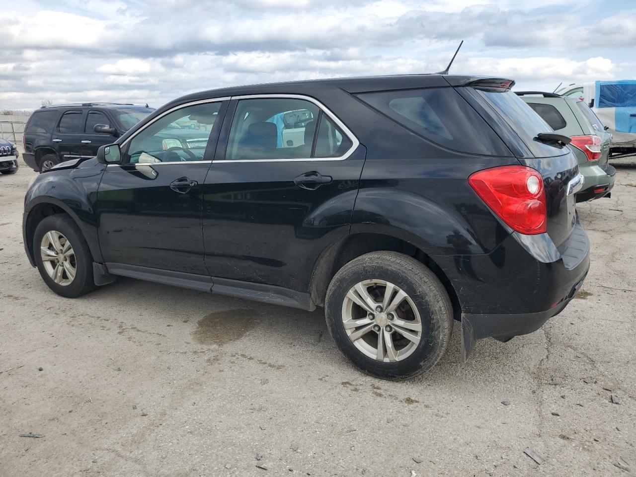 2013 Chevrolet Equinox - Image 2