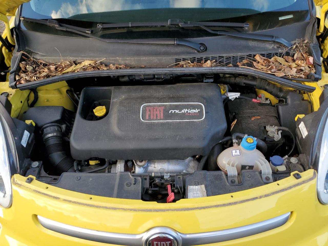 2014 Fiat 500L - Image 12