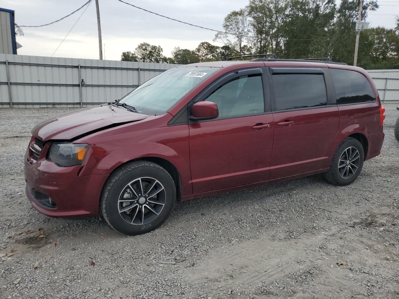 2018 Dodge Caravan - Image 1