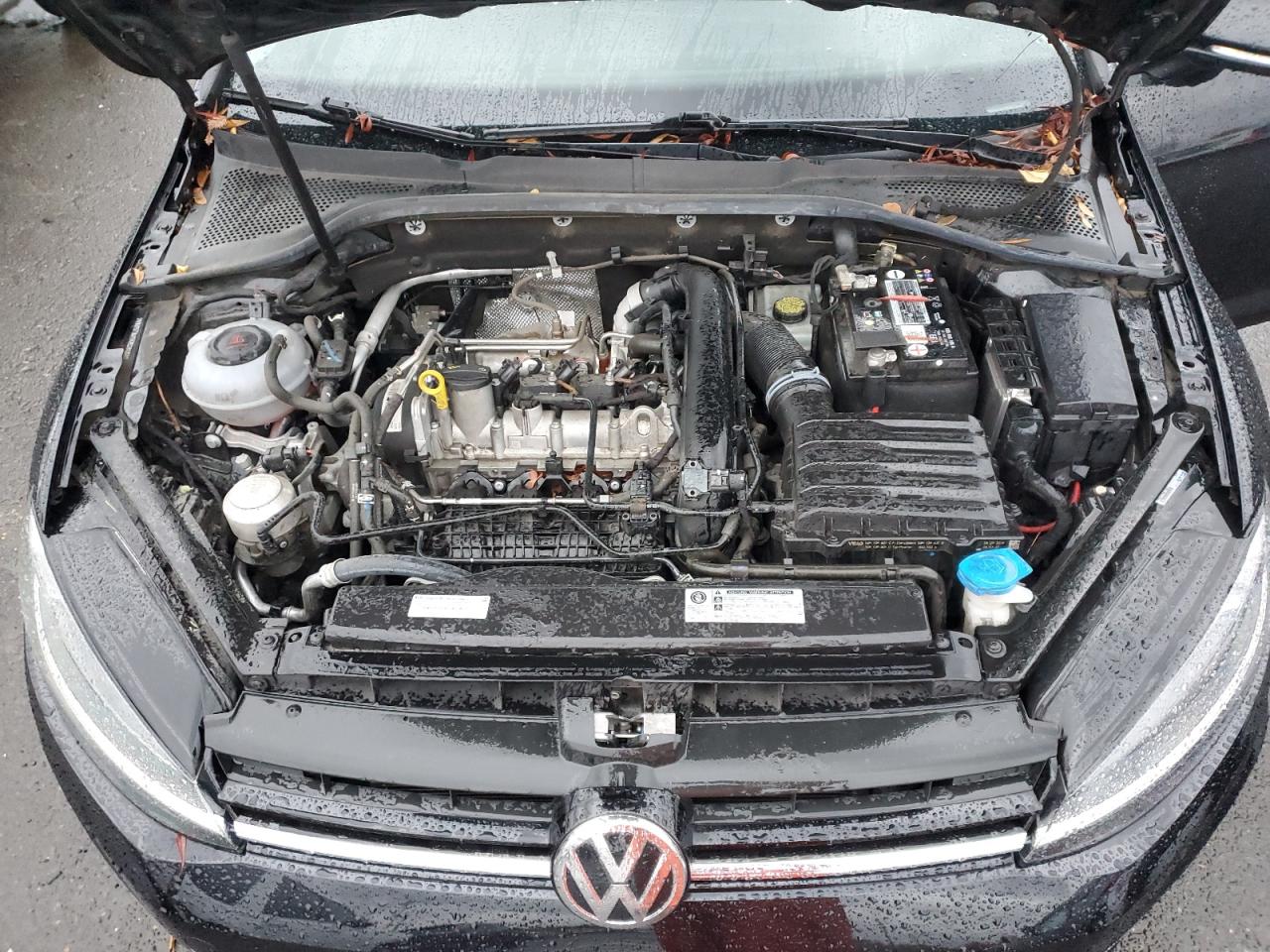 2019 Volkswagen Golf - Image 11
